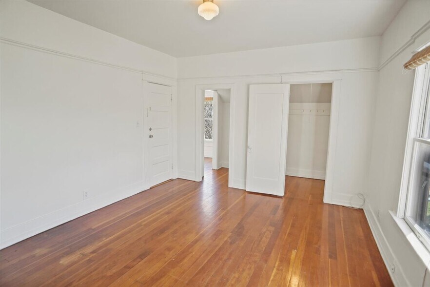 More Photos Of 577 N Boylston St, Los Angeles Apartments For Sale