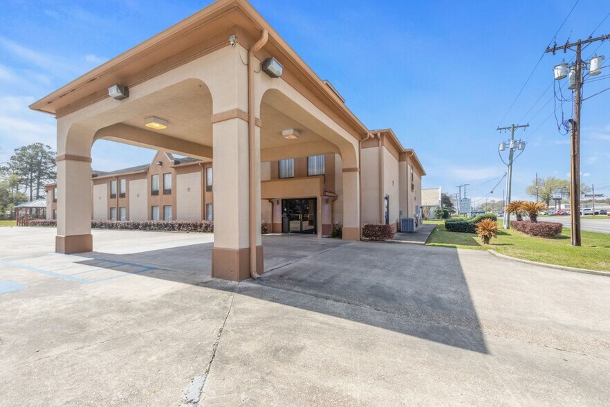 More Photos Of 1251 E Laurel Ave, Eunice Hotel For Sale