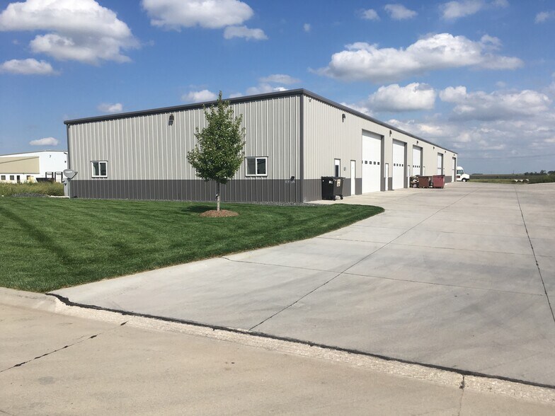 More Photos Of 3406 Utecht Ave, Hastings Warehouse For Sale
