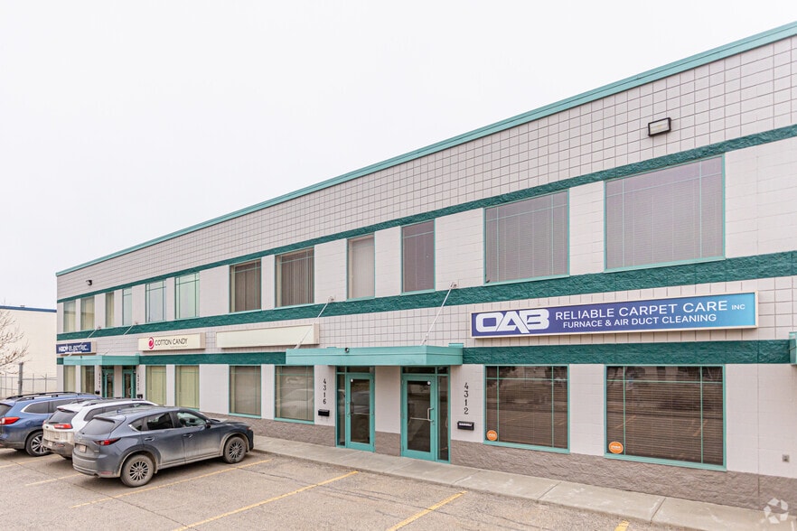 More Photos Of 8216 43 St NW, Edmonton Light Distribution For Lease