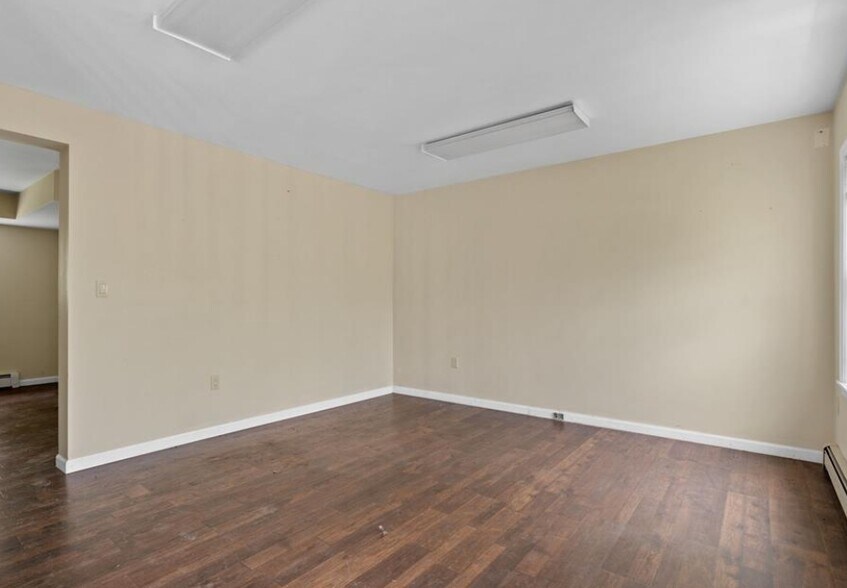 More Photos Of , Montgomery Office For Sale