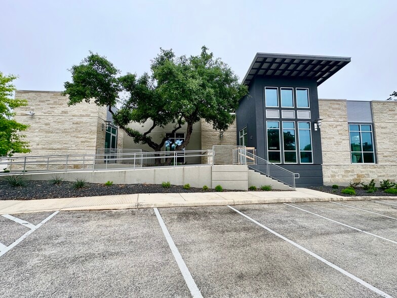 Primary Photo Of 23119 Ih 10 W, San Antonio Office For Lease