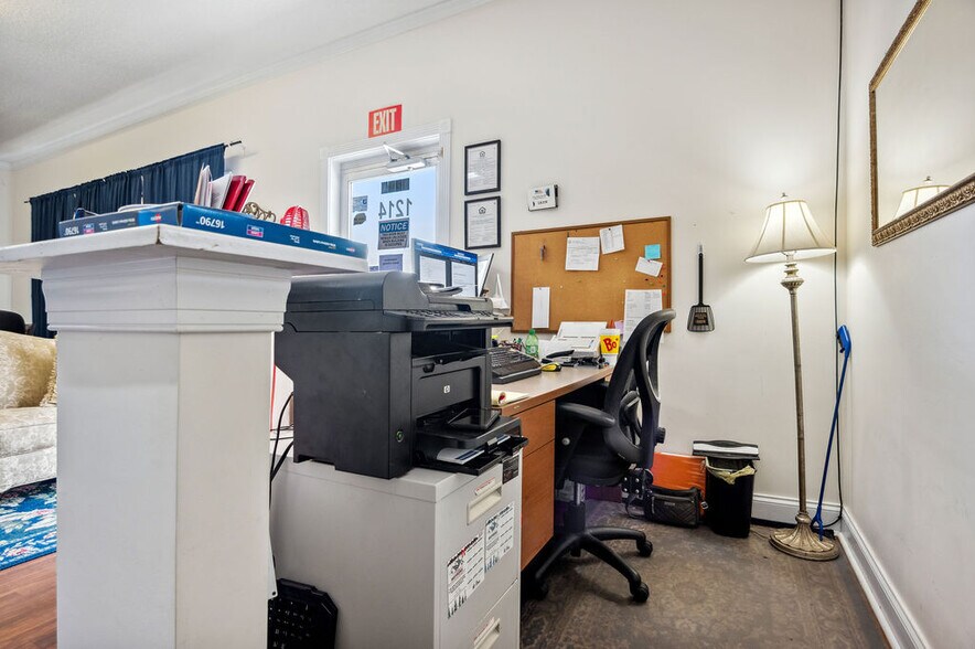 More Photos Of 1212-1216 Gum Branch Rd, Jacksonville General Retail For Sale