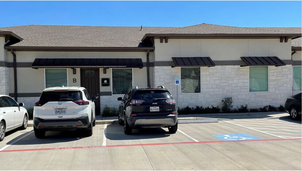 More Photos Of 17146 N Eldridge Pkwy, Tomball Medical For Sale