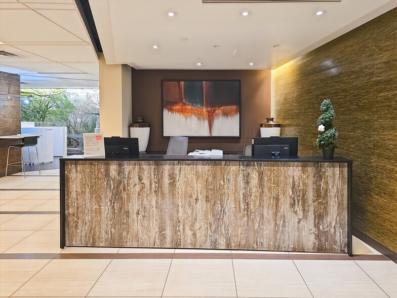 More Photos Of 600 Third Ave, New York Coworking Space