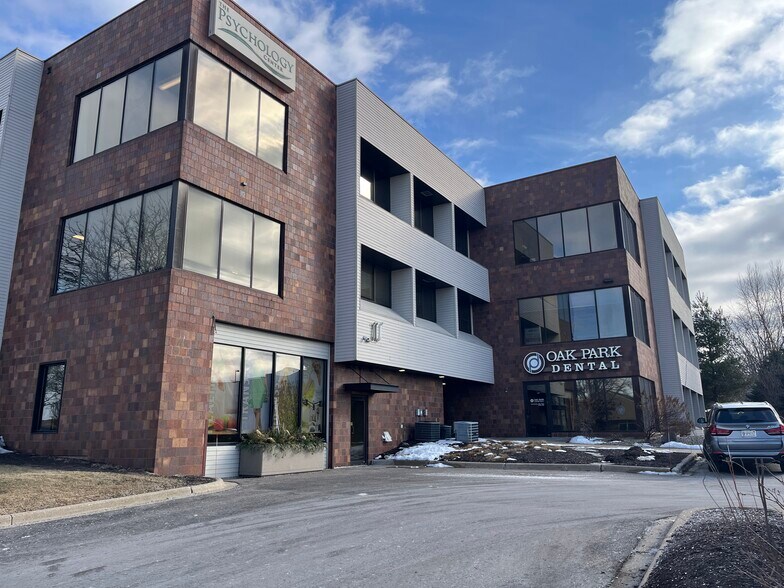 More Photos Of 7617 Mineral Point Rd, Madison Office For Lease