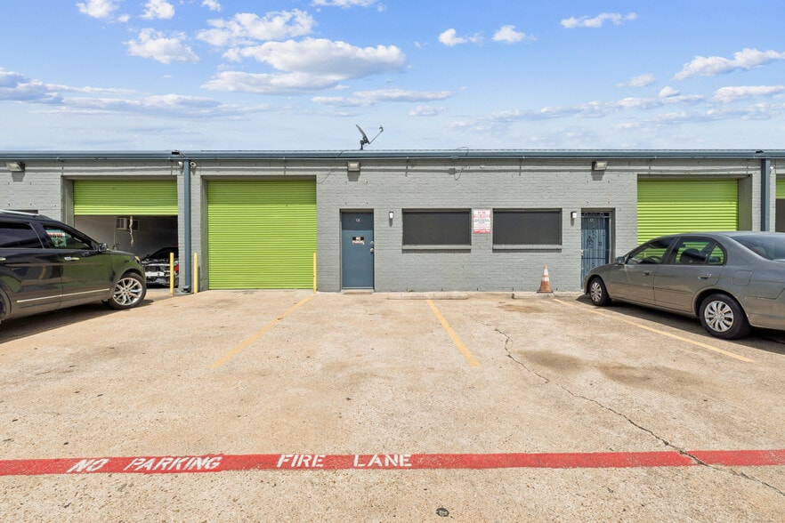 More Photos Of 11430 Bissonnet St, Houston Warehouse For Lease