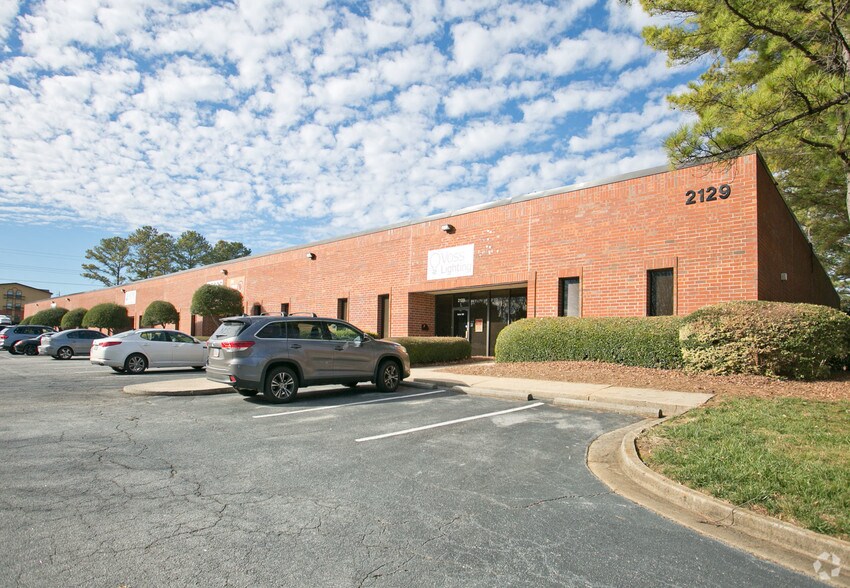 Primary Photo Of 2129 Northwest Pky, Marietta Distribution For Lease