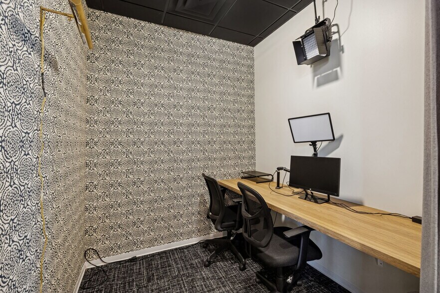 More Photos Of 5101 Kentucky Ave, Nashville Office For Sale