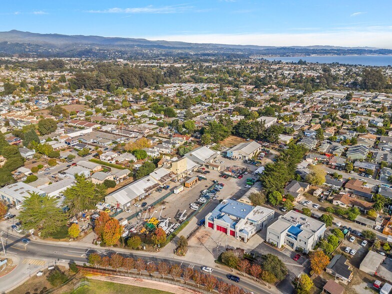More Photos Of 980 17th Ave, Santa Cruz Warehouse For Sale