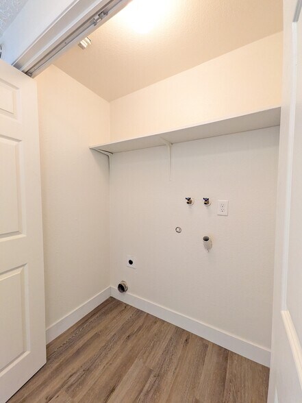 More Photos Of 2702-2812 NE 86th Ave, Vancouver Apartments For Sale