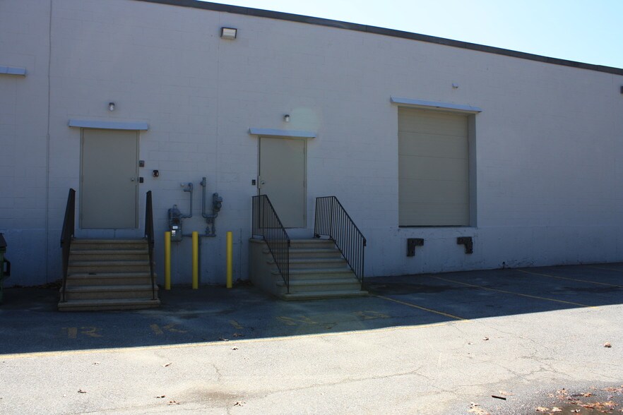 More Photos Of 187 Billerica Rd, Chelmsford Flex For Lease
