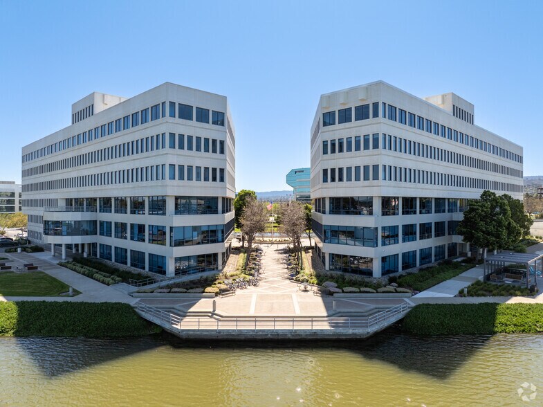 More Photos Of 255 Shoreline Dr, Redwood City Office For Lease