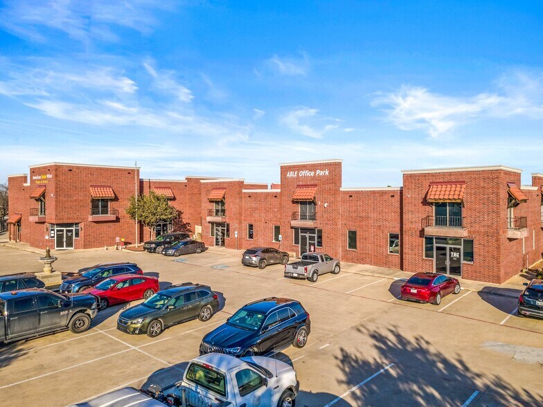 More Photos Of 1800 Industrial Blvd, Colleyville Loft Creative Space For Sale