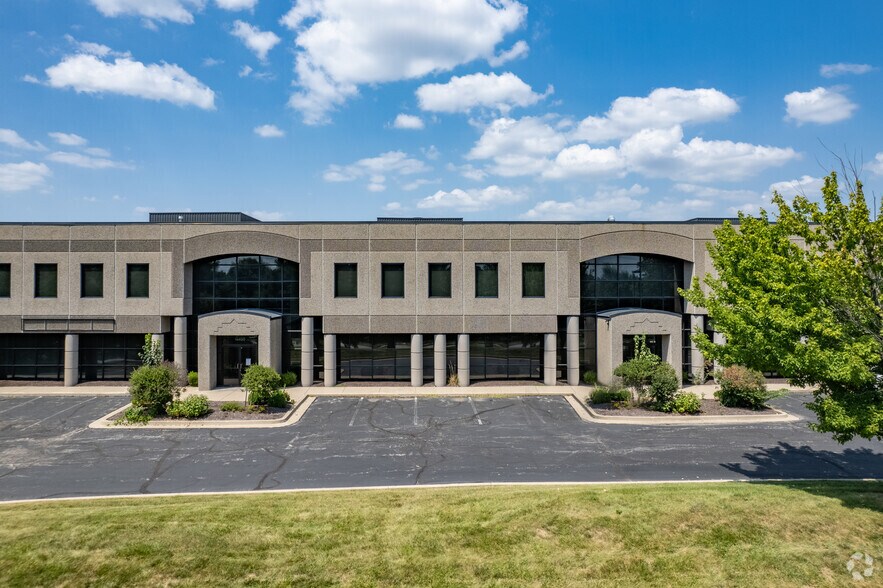More Photos Of 14400 College Blvd, Lenexa Light Manufacturing For Sale