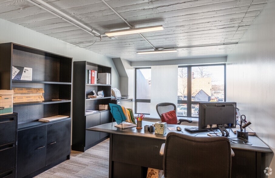 More Photos Of 27 Congress St, Salem Office For Lease
