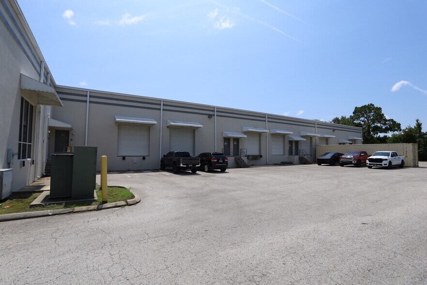 More Photos Of 11762 Marco Beach Dr, Jacksonville Unknown For Lease