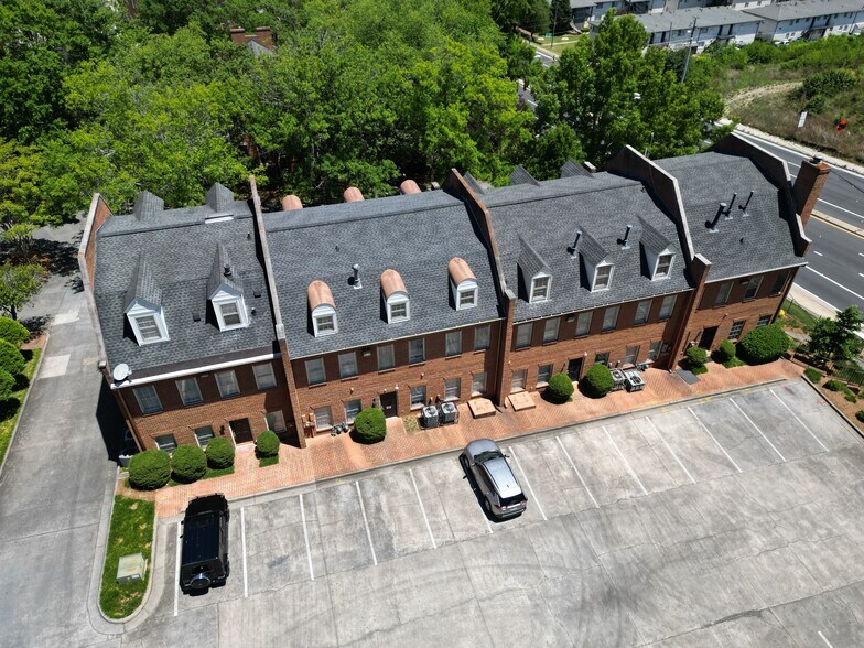 More Photos Of 4 Lenox Pointe NE, Atlanta Office For Sale