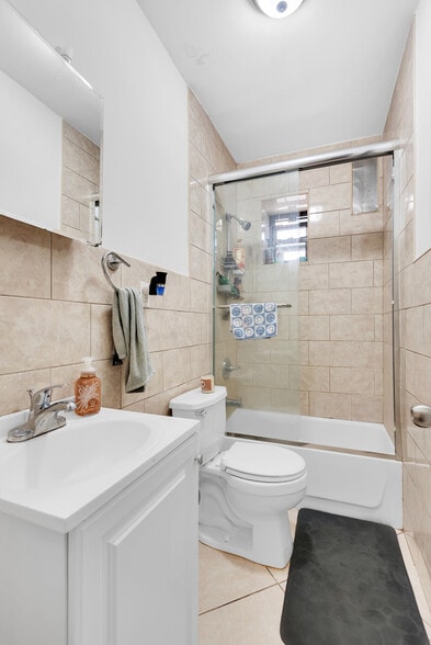 More Photos Of 4111 28th Ave, Astoria Multifamily For Sale