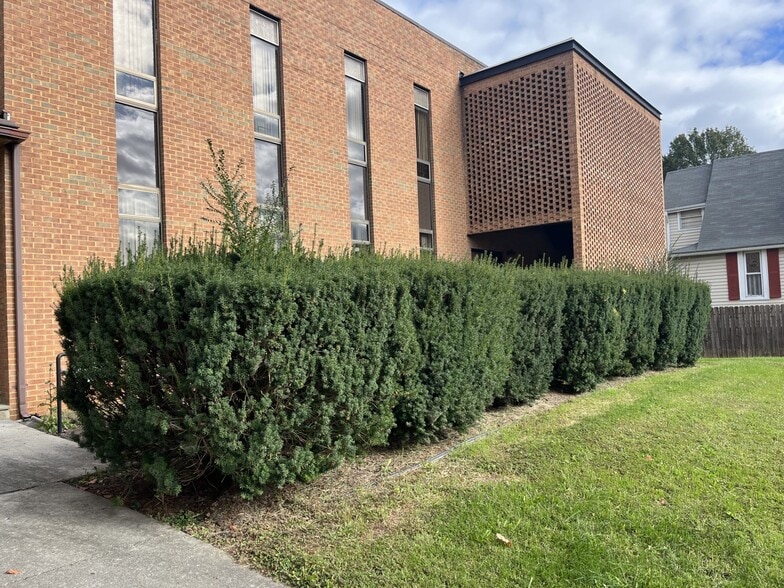 More Photos Of 200 E Fudge St, Covington Specialty For Sale