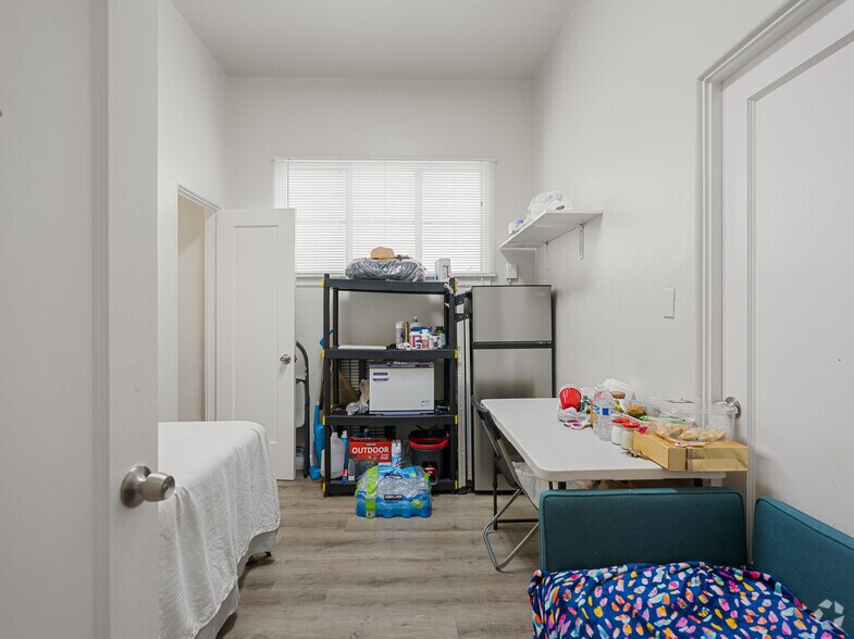 More Photos Of 652-670 E Santa Clara St, San Jose Medical For Sale