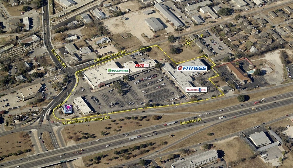 More Photos Of 1100-1208 N IH-35, Round Rock Unknown For Lease