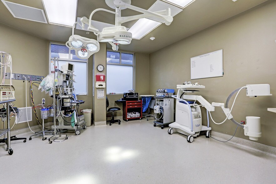 More Photos Of 3115 College Park Dr, Conroe Medical For Lease