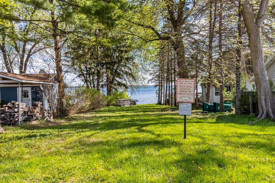 More Photos Of N4111 S Lakeshore Dr, Markesan Restaurant For Sale