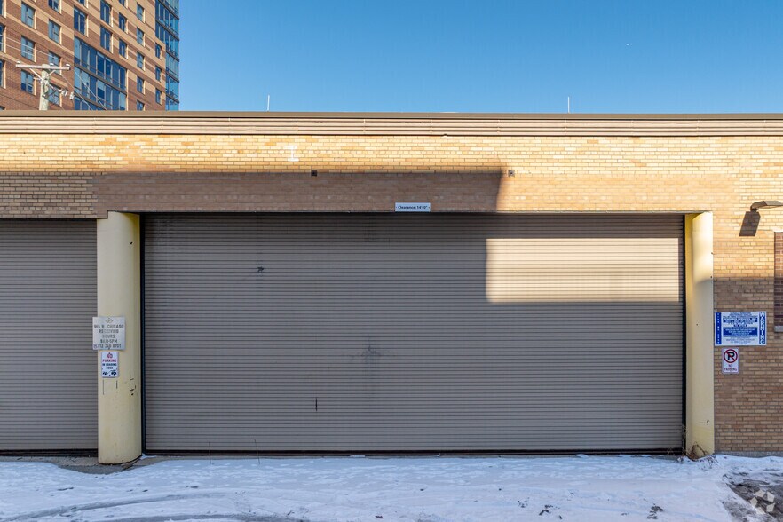 More Photos Of 965 W Chicago Ave, Chicago Flex For Sale