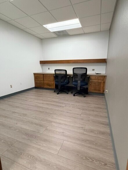More Photos Of 242 Church St SE, Salem Office For Lease