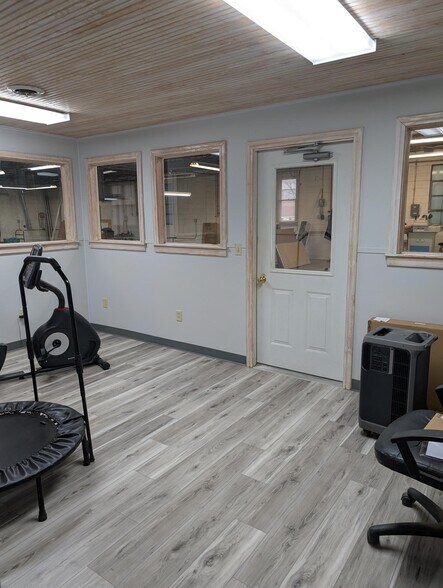 More Photos Of 211 W Main St, Russia Industrial For Sale