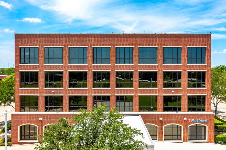 More Photos Of 1700 N Redbud Blvd, McKinney Office For Lease