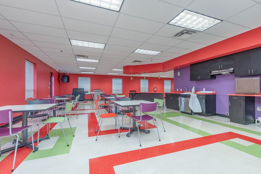 More Photos Of 265 Admiral Trost Rd, Columbia Office For Sale