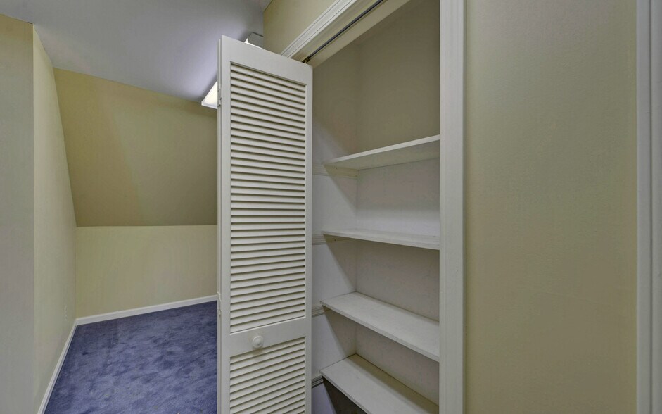 More Photos Of 131 W Savannah St, Toccoa Office For Lease