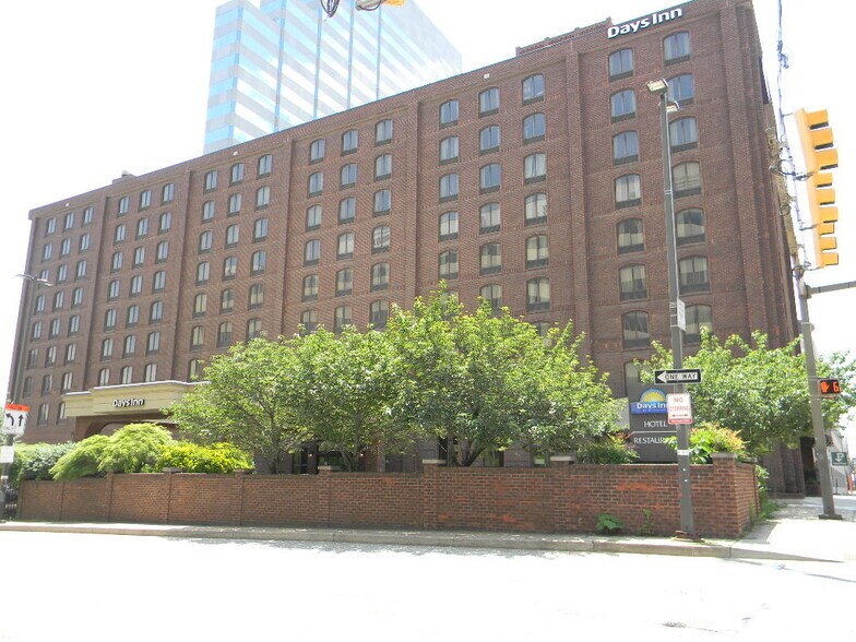 More Photos Of 100 Hopkins Pl, Baltimore Hotel For Sale