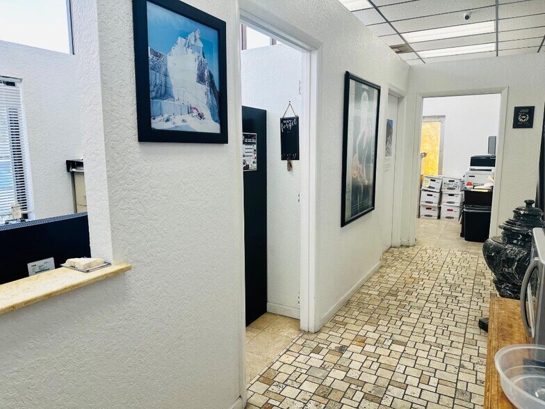 More Photos Of 1800 4th Avenue Ext, Lake Worth Beach Warehouse For Lease