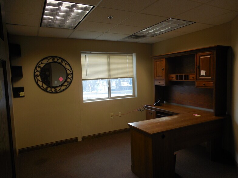 More Photos Of 550 N 5th St, Rapid City Office For Sale