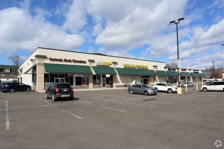 More Photos Of 750-768 Wyoming Ave, Kingston Unknown For Lease