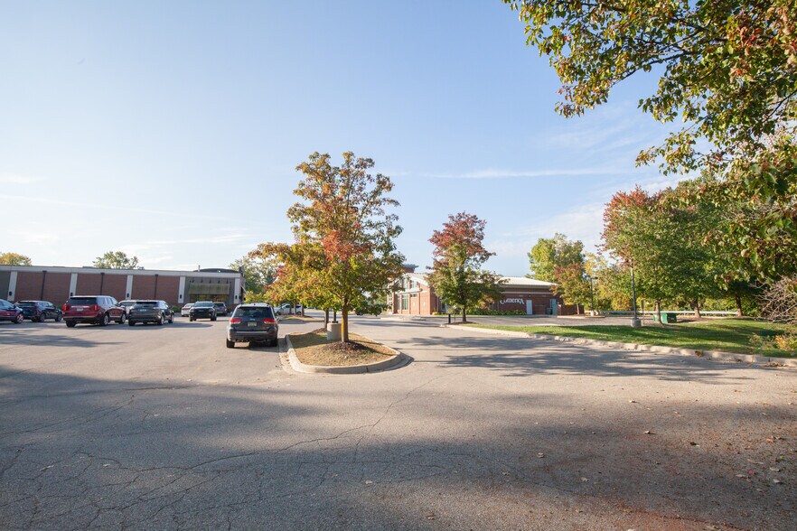 More Photos Of 5340 Jackson Rd, Ann Arbor Restaurant For Sale