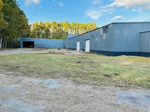 More Photos Of 175 Fordville Rd, Ridgeland Warehouse For Lease