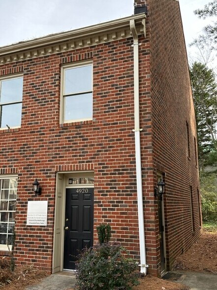 More Photos Of 4920-4928 Windy Hill Dr, Raleigh Coworking Space