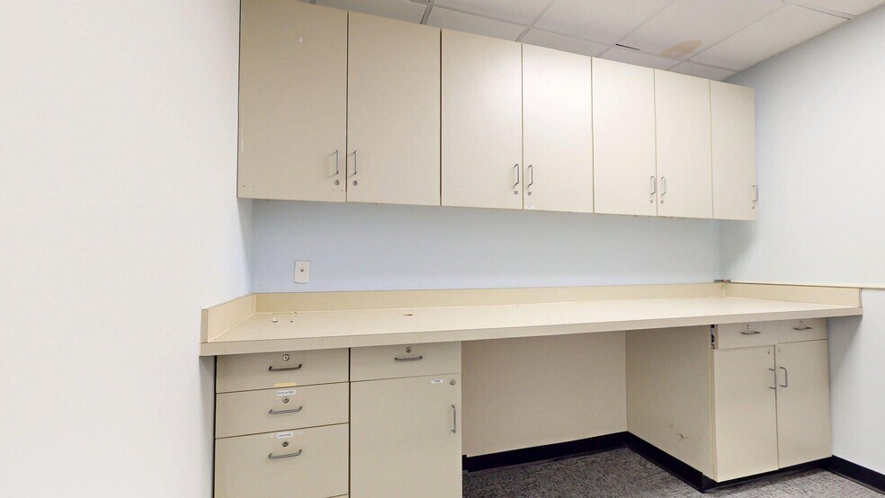 More Photos Of 3900 Leeds Ave, North Charleston Medical For Lease