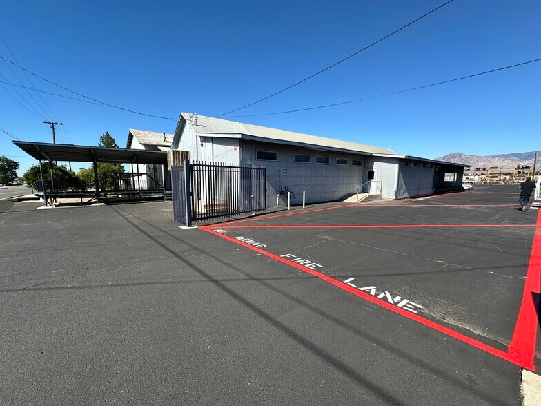 More Photos Of 1711 E Colton Ave, Redlands Unknown For Lease