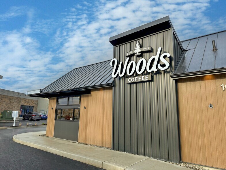 More Photos Of 10318 Evergreen Way, Everett General Retail For Sale