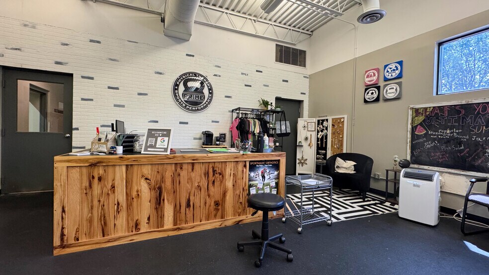 More Photos Of 5133 Darrow Rd, Hudson Health Club For Sale