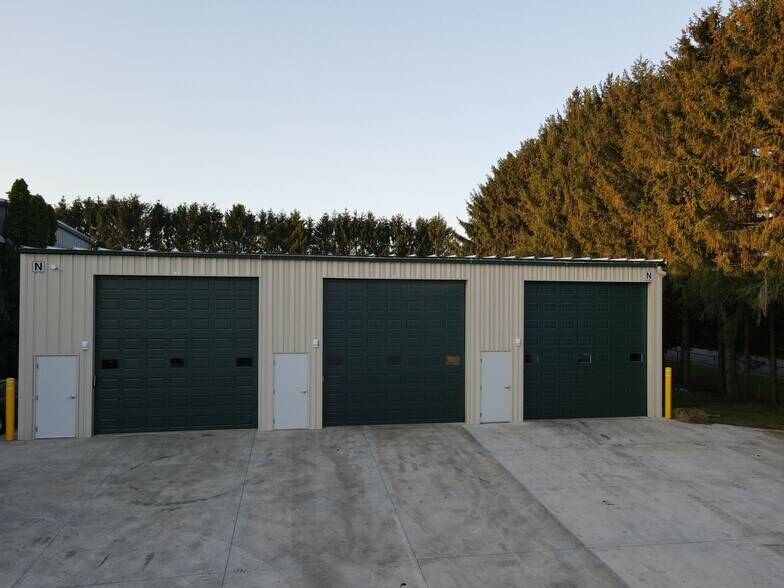 More Photos Of 7646 Conifer Ct, De Forest Warehouse For Lease