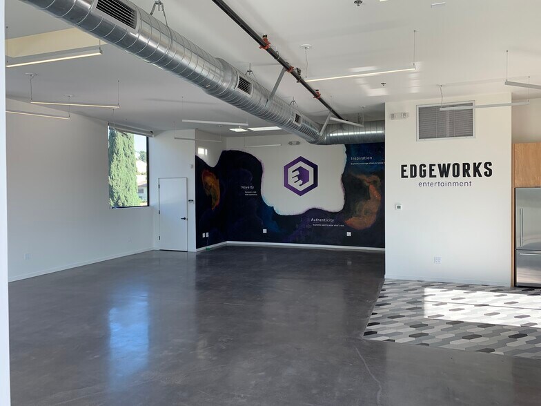More Photos Of 2219 Aaron St, Los Angeles Loft Creative Space For Lease