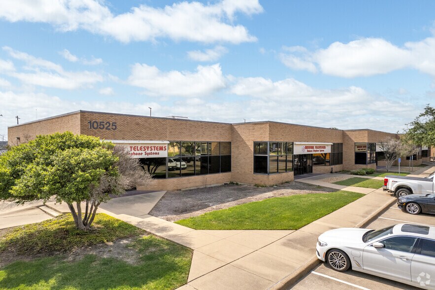 Primary Photo Of 10525-10625 Newkirk St, Dallas Light Manufacturing For Sale