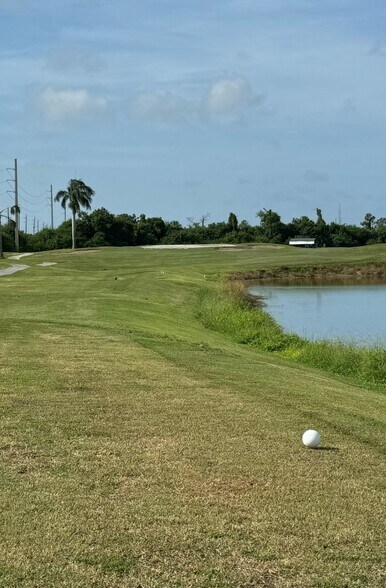 More Photos Of 6651 Oriole Blvd, Englewood Golf Course Driving Range For Sale