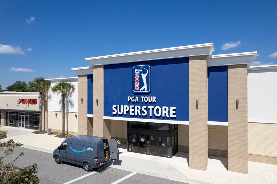 More Photos Of 4906 Town Center Pky, Jacksonville General Retail For Lease